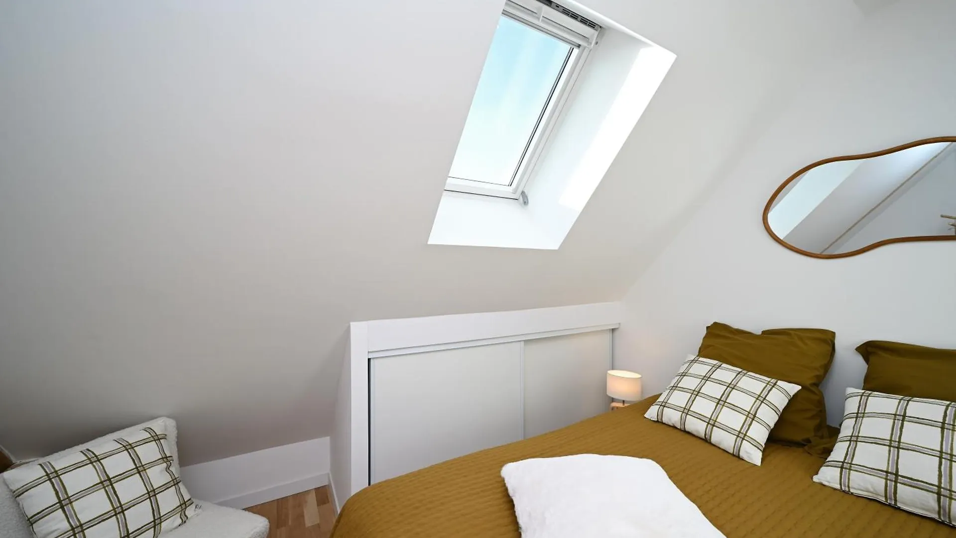 Superbe Appartement - Face Au Lac Genos